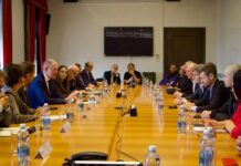 StarTech, Urso incontra i sindacati: “Lavoriamo per il rilancio del sito di Trieste”